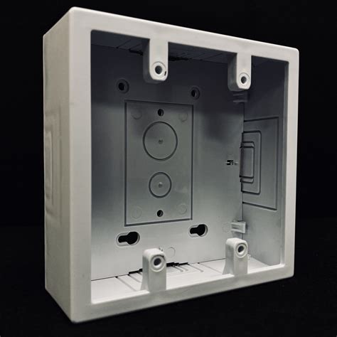 can you cover conduit junction boxes|can you insulate junction boxes.